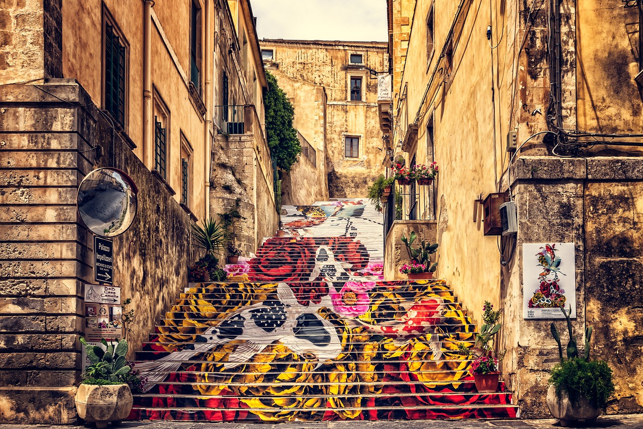 NOTO di notte - immagine 2